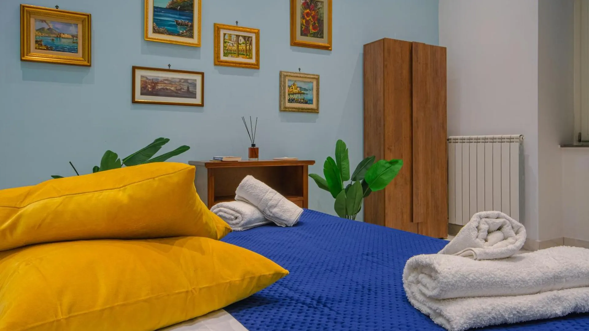 Plebiscito 10 Apartment Naples Italy