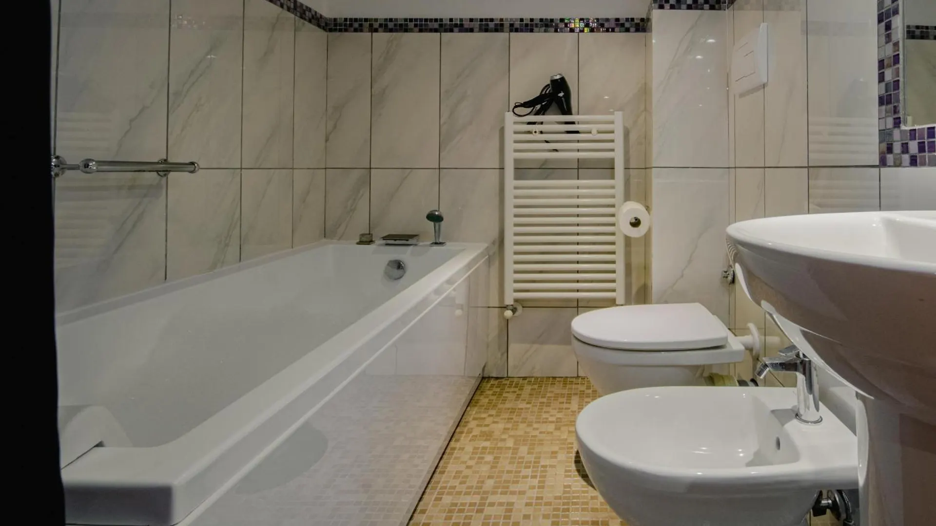 Plebiscito 10 Apartment Naples